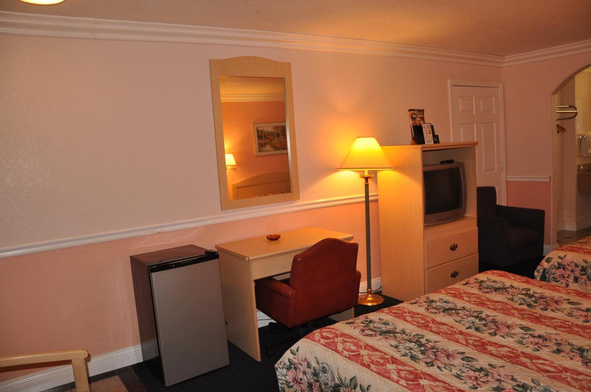Super 8 By Wyndham Hayward Downtown Motel Castro Valley Ngoại thất bức ảnh