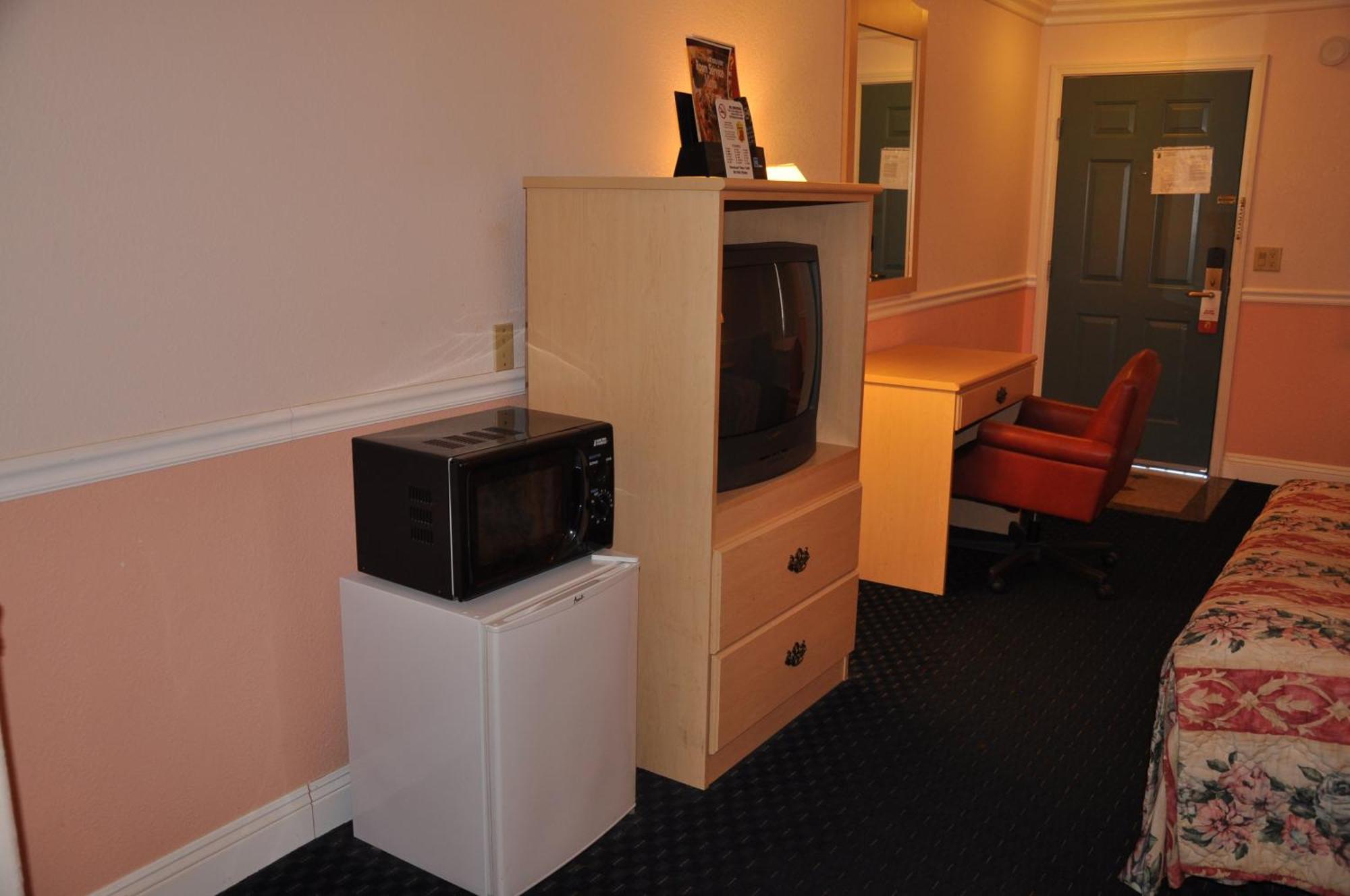 Super 8 By Wyndham Hayward Downtown Motel Castro Valley Ngoại thất bức ảnh